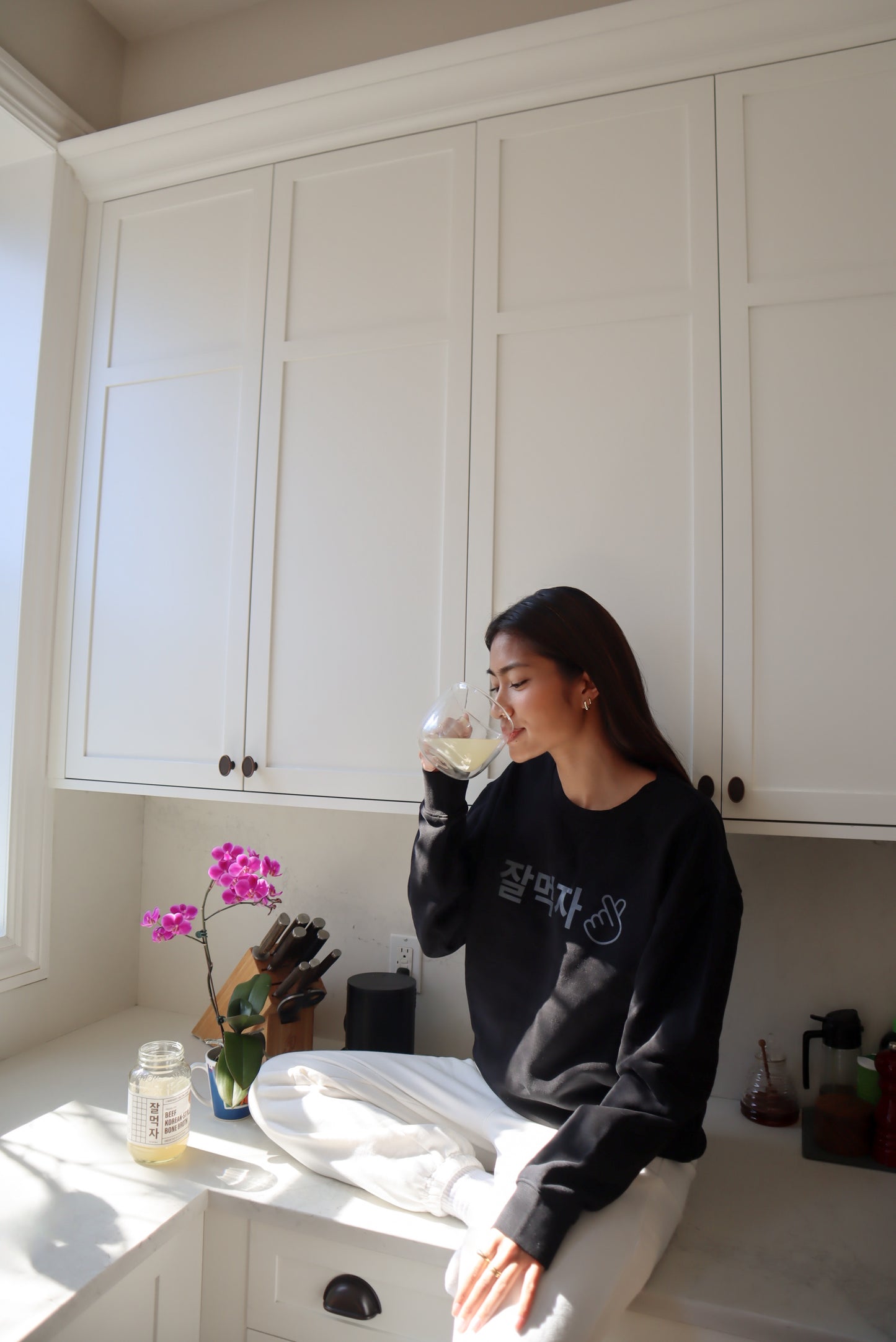 Organic Heavyweight Fleece Crew, Black (Hangul)